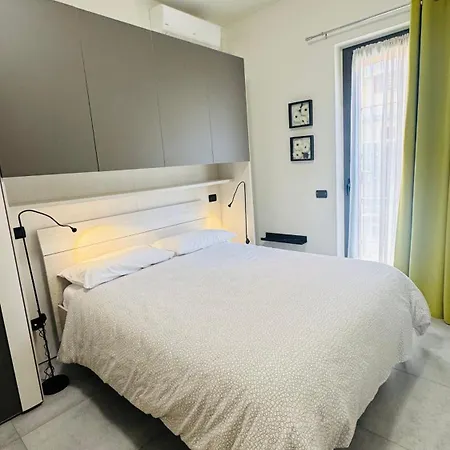 公寓 Crystal's House 佩斯基耶拉德加达